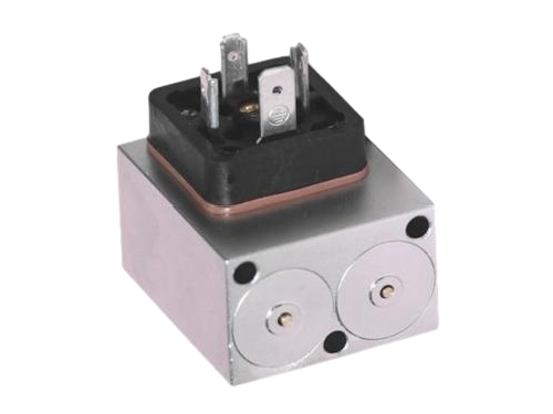 DP2539 - 3 - A Двухпропорциональный электромагнит